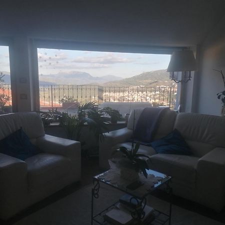 Coros Hotel Нуоро Екстериор снимка
