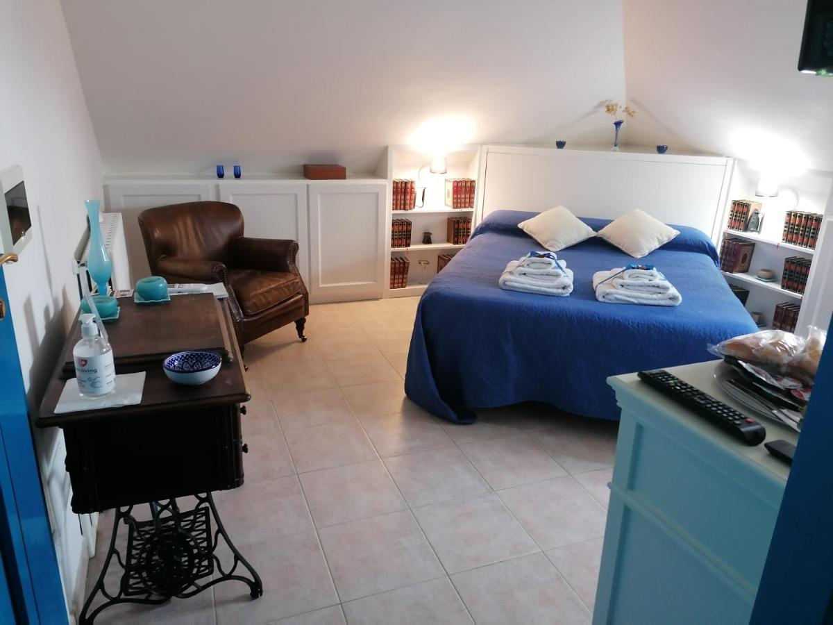 Coros Hotel Нуоро Екстериор снимка