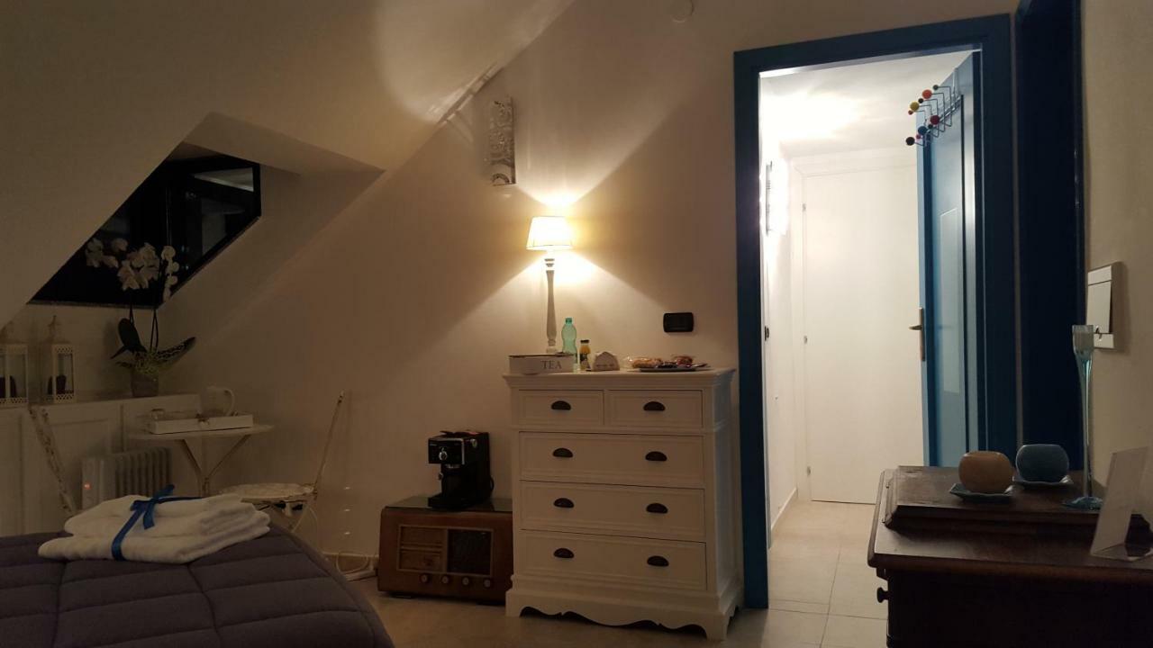 Coros Hotel Нуоро Екстериор снимка